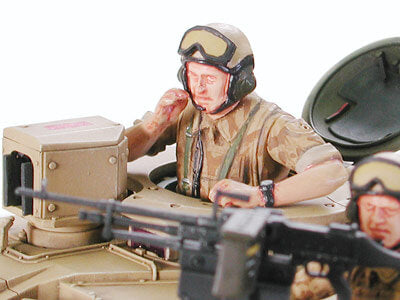 1/35 Tamiya MM #274 British Main Battle Tank Challenger 2 Desertised ver.